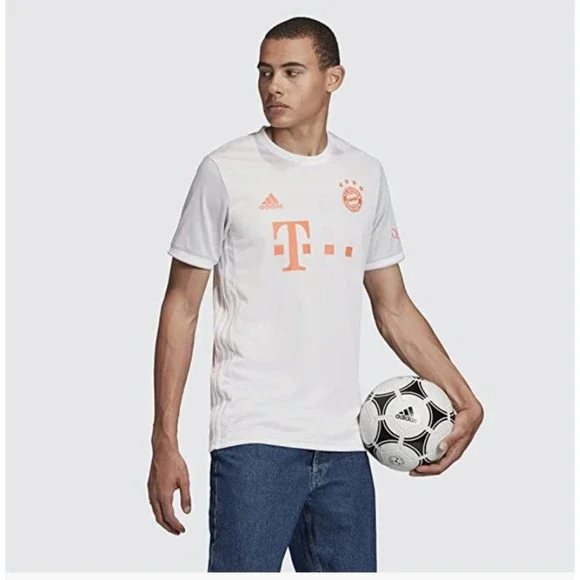 NWT! FC BAYERN 20/21 AWAY JERSEY, Large